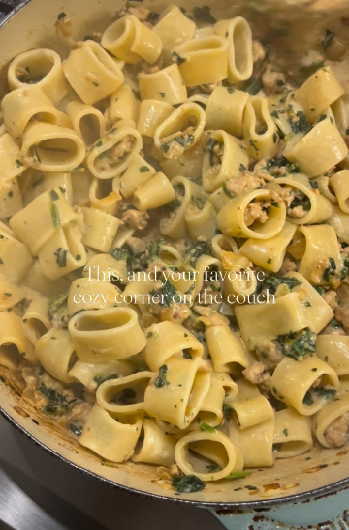 Spinach and sausage&nbsp;pasta